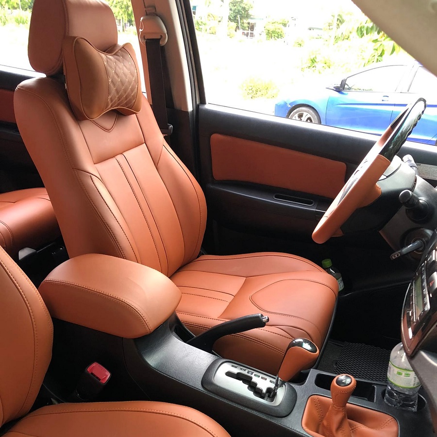 Bọc ghế da cho xe Toyota Fortuner